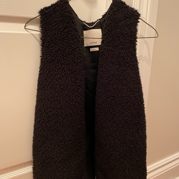 Aritzia Wilfred Chatou Sherpa Vest - Picture 5 of 6